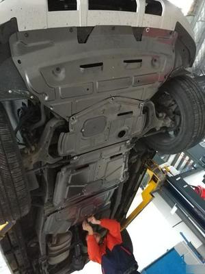 車底護板的作用與防護板詳解
